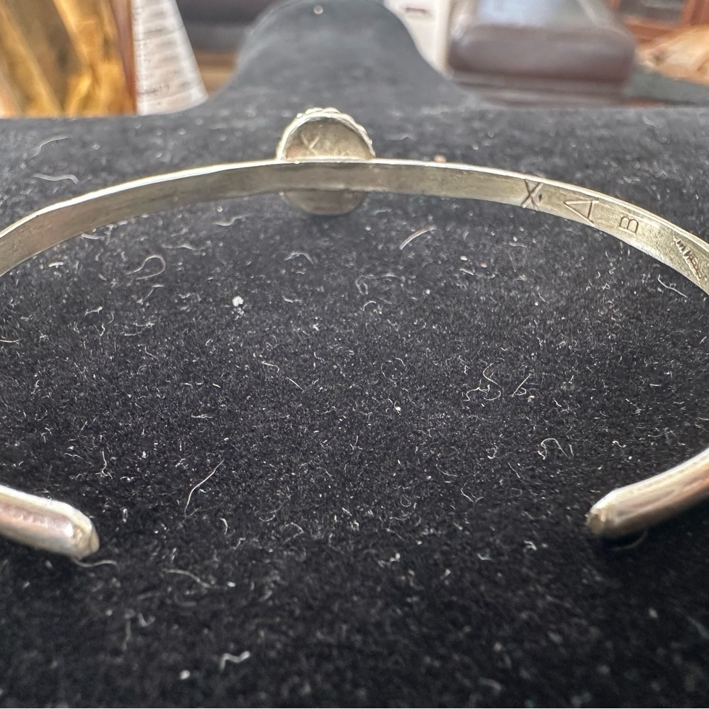 Navajo Turquoise Cuff Bracelet - Picture 4 of 5